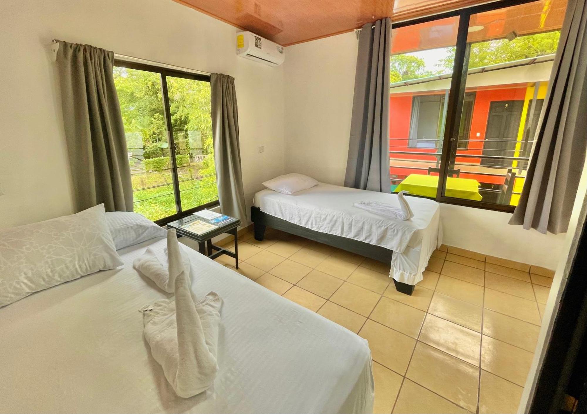 Carey Lodging Tortuguero Rum bild